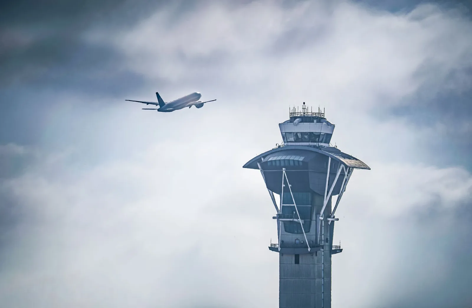 Gestores del Espacio Aéreo para UAS: ¿Con quién coordinar tus operaciones?
